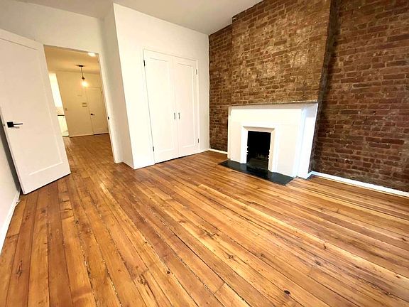 2nd image of 226 W 16th St #2C