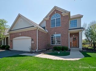 3952 Honeymoon Rdg, Lake In The Hills, IL 60156