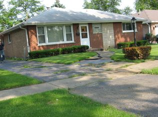 3N279 N Emroy Ave, Elmhurst, IL 60126