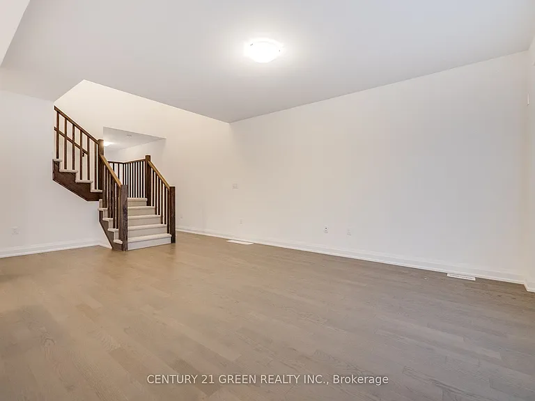 14 Holder Dr — Photo 6