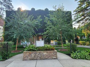 227 Montrose Pl APT D, Saint Paul, MN 55104
