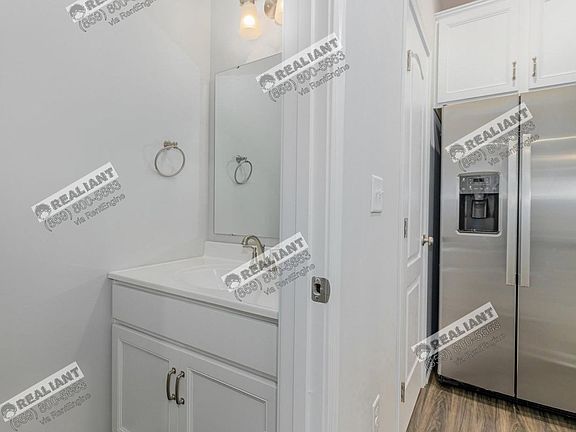 5th image of 5109 Limerick Ct