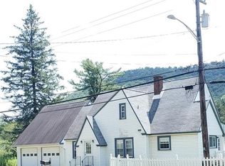 366 E 2nd St, Colesburg, PA 16915
