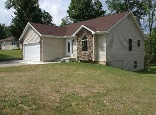569 E Lakengren Dr, Eaton, OH 45320