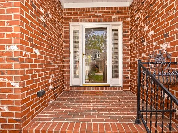 3rd image of 1902 Shepherds Way