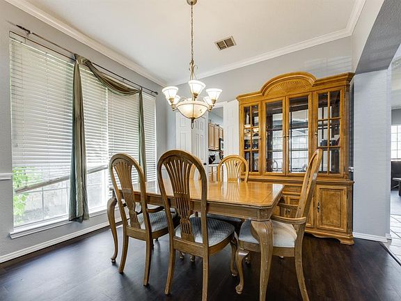 5th image of 6011 Meadowcrest Ln