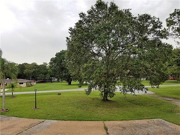 5th image of 17500 Williamsburg Dr