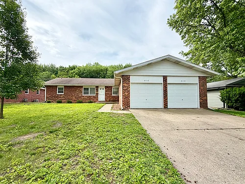 2112 Austin Dr Photo 1