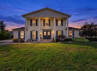 36523 Whitcomb St, Livonia, MI 48154