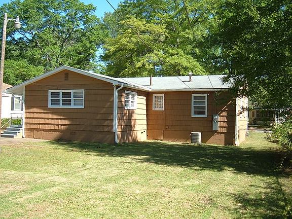 2nd image of 133 Rose Dr