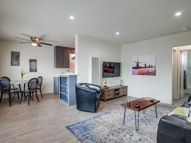 900 Alamitos Ave — Photo 13