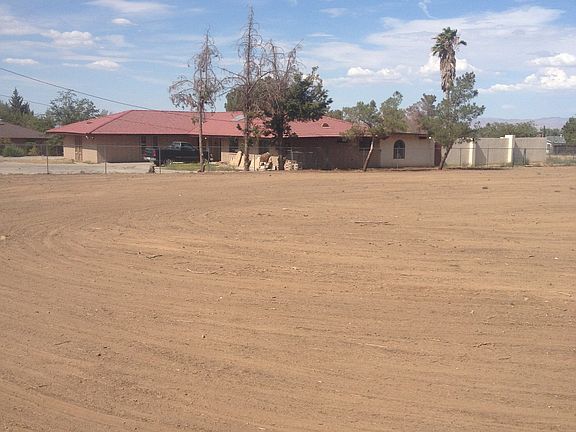 3rd image of 9895 Arroyo Ave