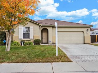 925 Clearwater Creek Blvd, Manteca, CA 95336