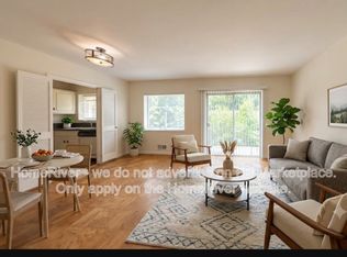 10600 Montrose Ave APT 201, Bethesda, MD 20814