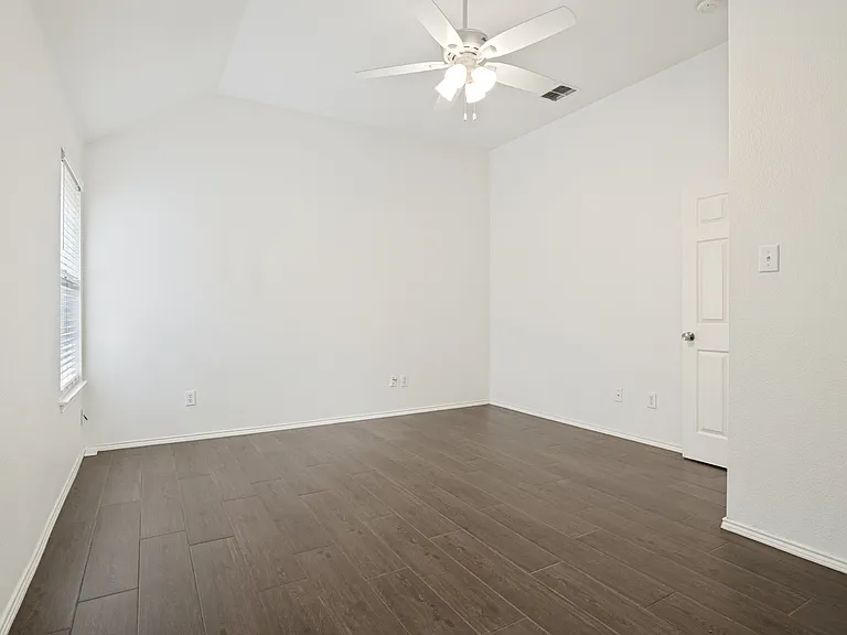 9021 Floyd Dr — Photo 11