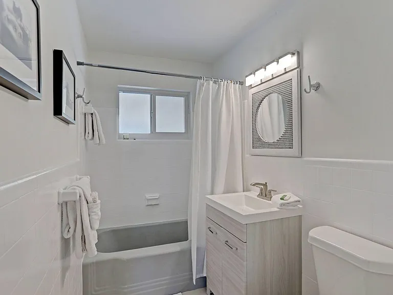 7115 Venetian Way — Photo 19