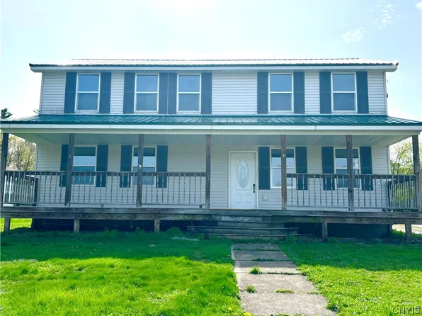 6 Front St, Marathon, NY 13803