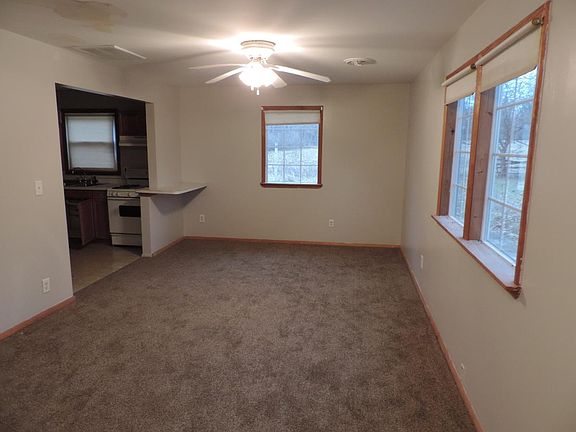 Family Room (Facing North)