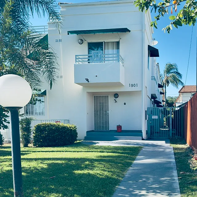 3 bed, 1452 sqft, $3,400 — Photo 3