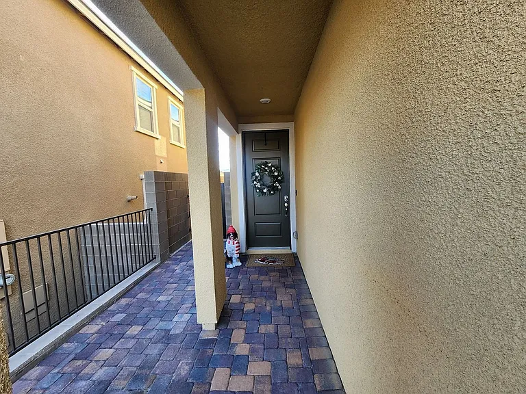 12511 Island Bells Ave — Photo 4