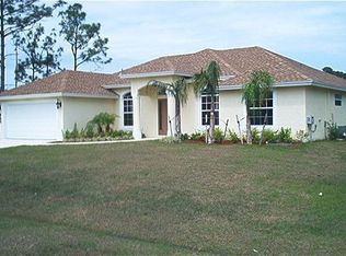 825 SW Abingdon Ave, Port Saint Lucie, FL 34953