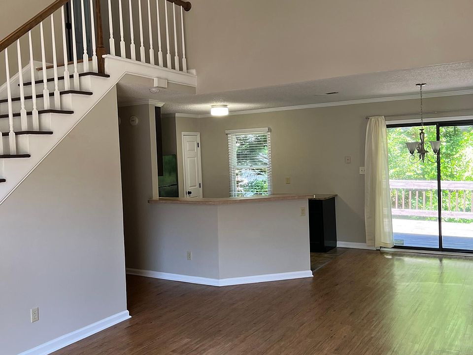2nd image of 1414 Springmist Dr