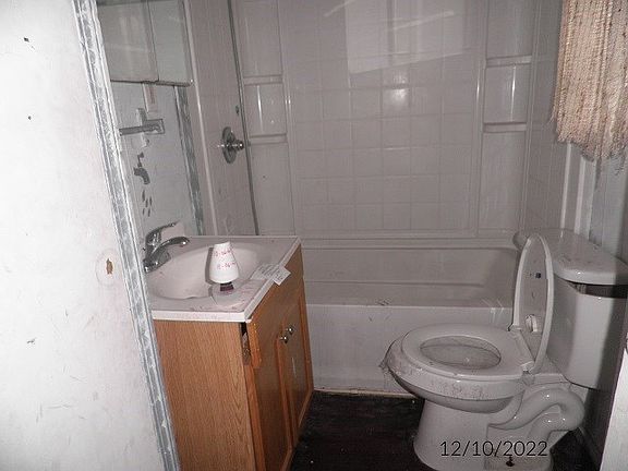 5th image of 428 South St