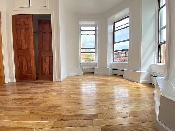 2nd image of 119 Macon St APT 4A