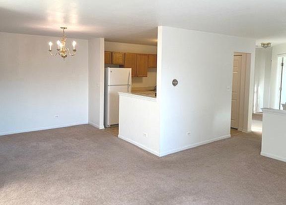 2nd image of 7249 S Flagg Creek Dr