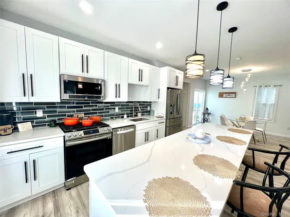 128 W Main St #1, Middletown, NY 10940