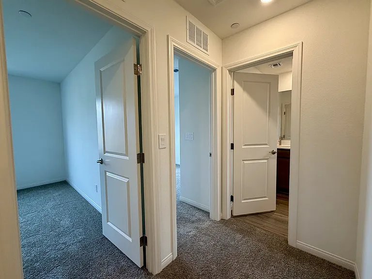 5824 Wisteria Walk St — Photo 46