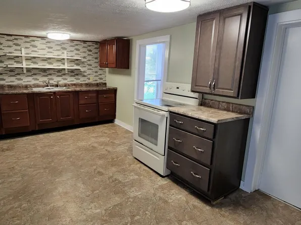 240 W Pike St, South Lebanon, OH 45065