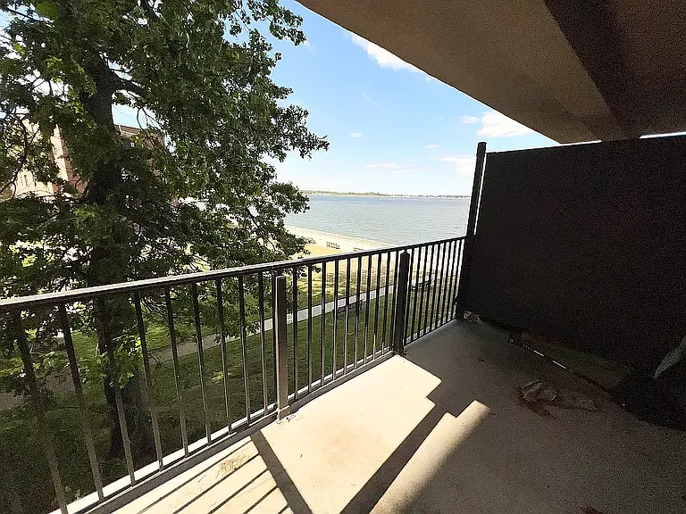 1130 Stadium Ave #1G — Photo 3