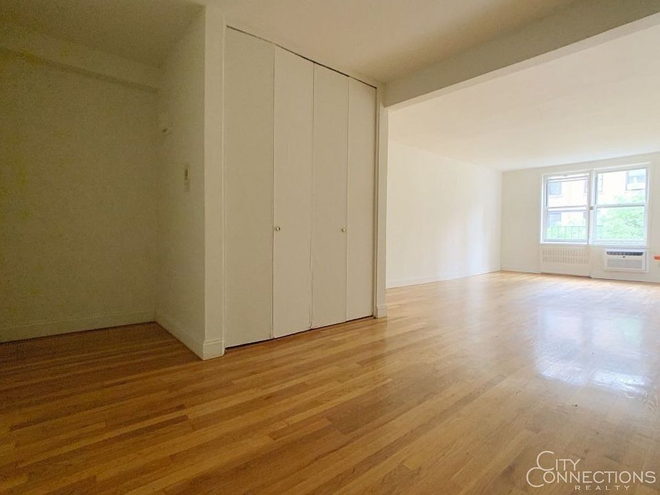 1st image of 310 W 47th St APT 5H