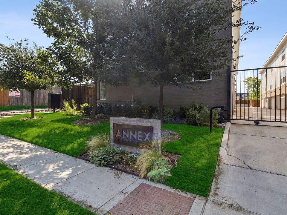 1st image of 4626 Munger Ave Unit 205