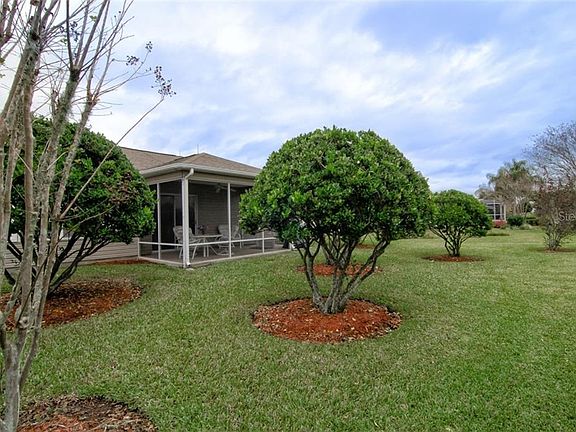 3rd image of 957 Candler Pl