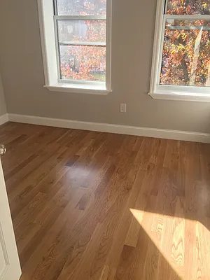 Rented by Alexander Bilu, LREB | media 34