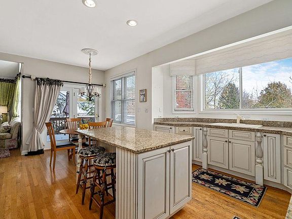 5th image of 5N057 Westwoods Ct