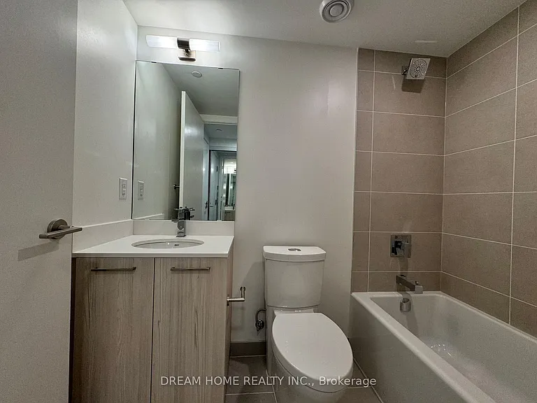 65 Mutual St #1307 — Photo 20