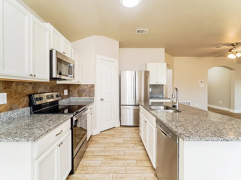 1545 Birmingham Dr — Photo 8