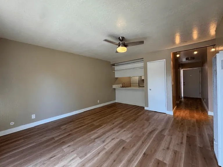 120 San Lorenzo Blvd — Photo 46