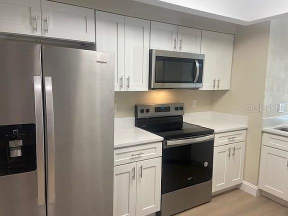 3rd image of 4899 Walden Cir