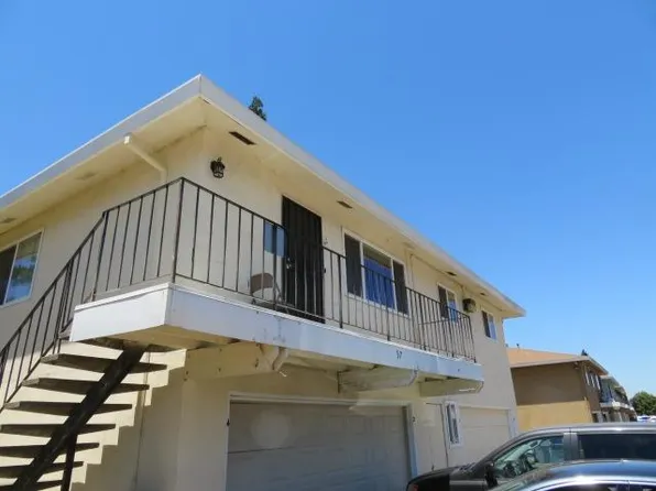 57 La Fresa Ct APT 4, Sacramento, CA 95823