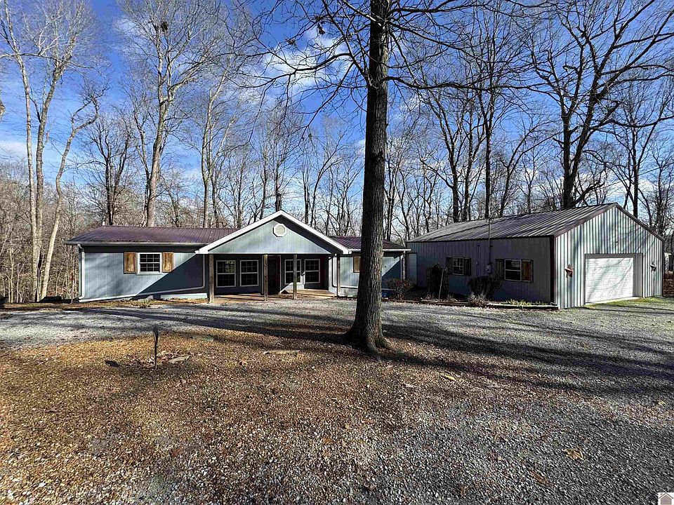 1st image of 65 Davis Dr