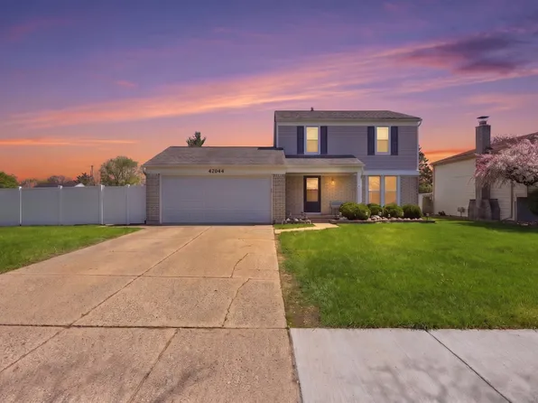 42944 Pheasant Run Dr, Sterling Heights, MI 48313