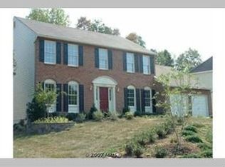 15114 Wetherburn Dr, Centreville, VA 20120