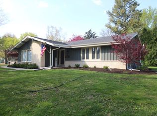 N93W6266 Arbor Dr, Cedarburg, WI 53012