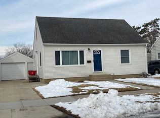 813 17th Ave NE, Rochester, MN 55906