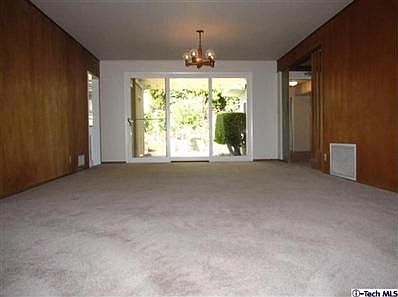 4th image of 5287 Townsend Ave