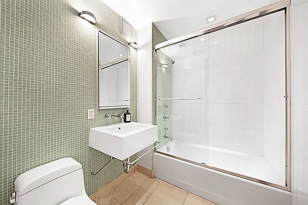 Rented by Compass | media 23